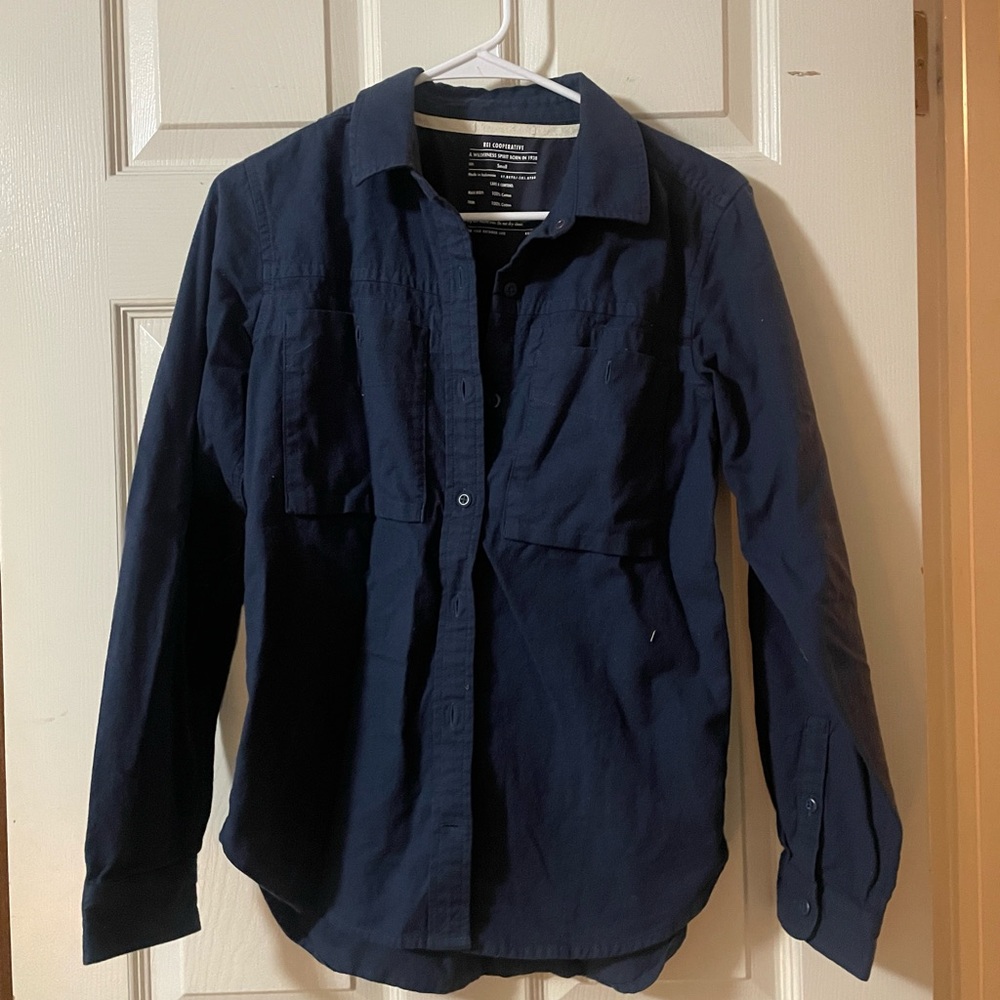 W’s Longsleeve button down flannel - Size S. Like New